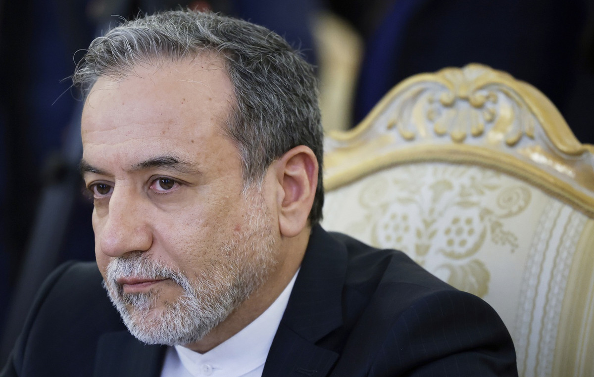 Arakzi: Israel’s attack “hurts” in diplomacy in terms of Iran’s nuclear power program
