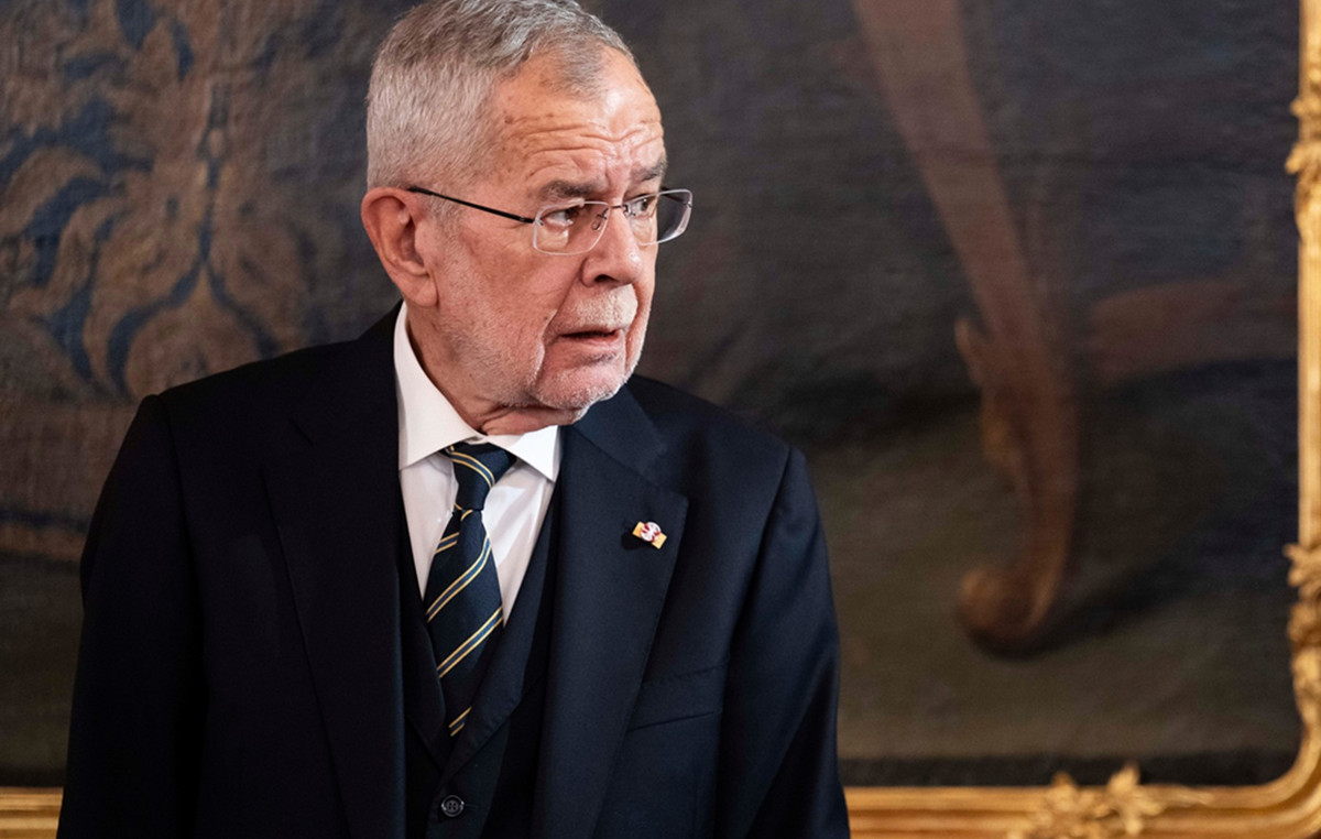 Austria: Van Der Belen calls for clarification on school massacre and changes in gun legislation