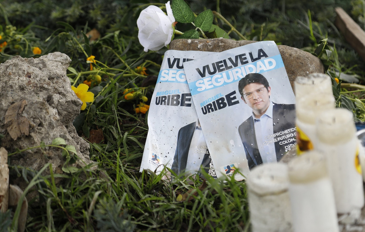 Colombia: “Extremely critical” Senator Uribe’s situation after the assassination attempt
