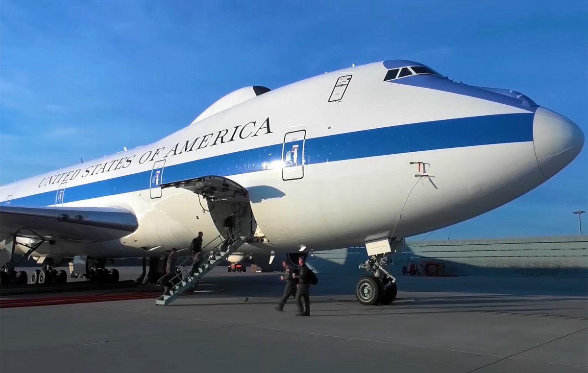 US aircraft designed for “Crisis Day” and the sudden flight it made to Washington