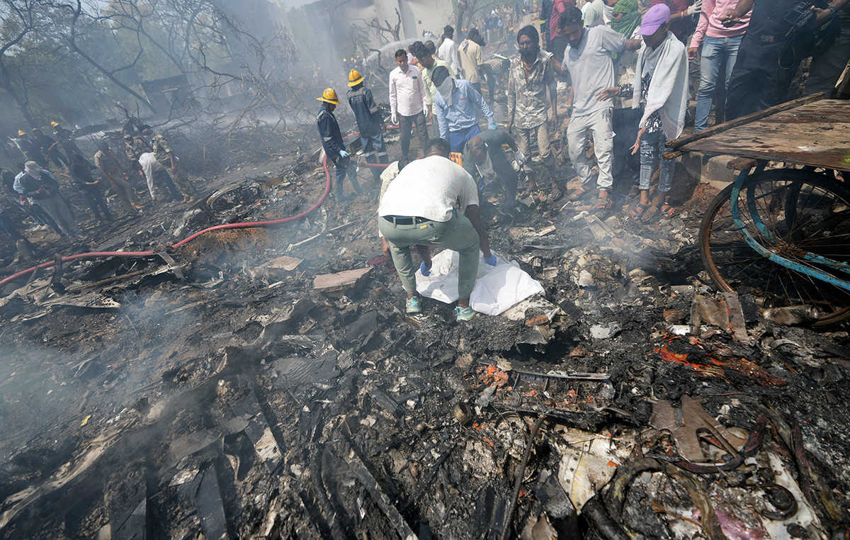 Indian authorities do not exclude the scenario of sabotage for the Air India Boeing 787 crash