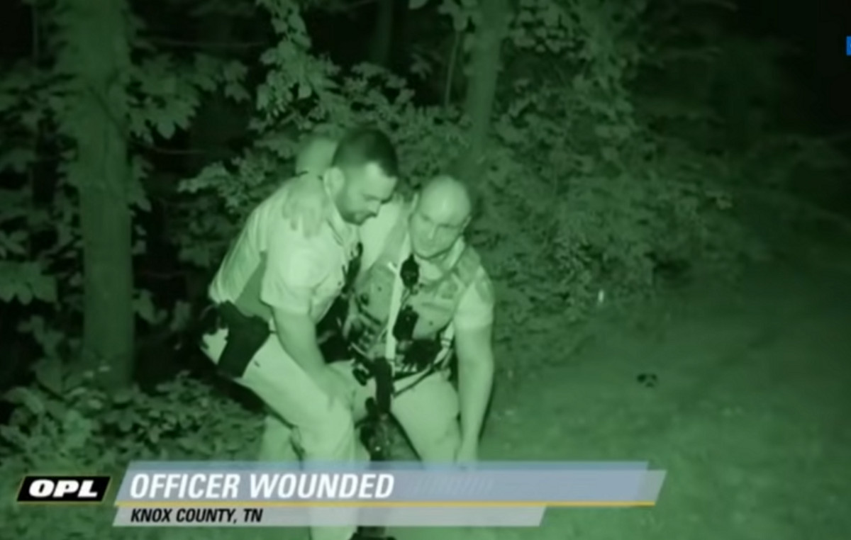 Police officer received a brick on the head in live broadcast – hospitalized in ICU
