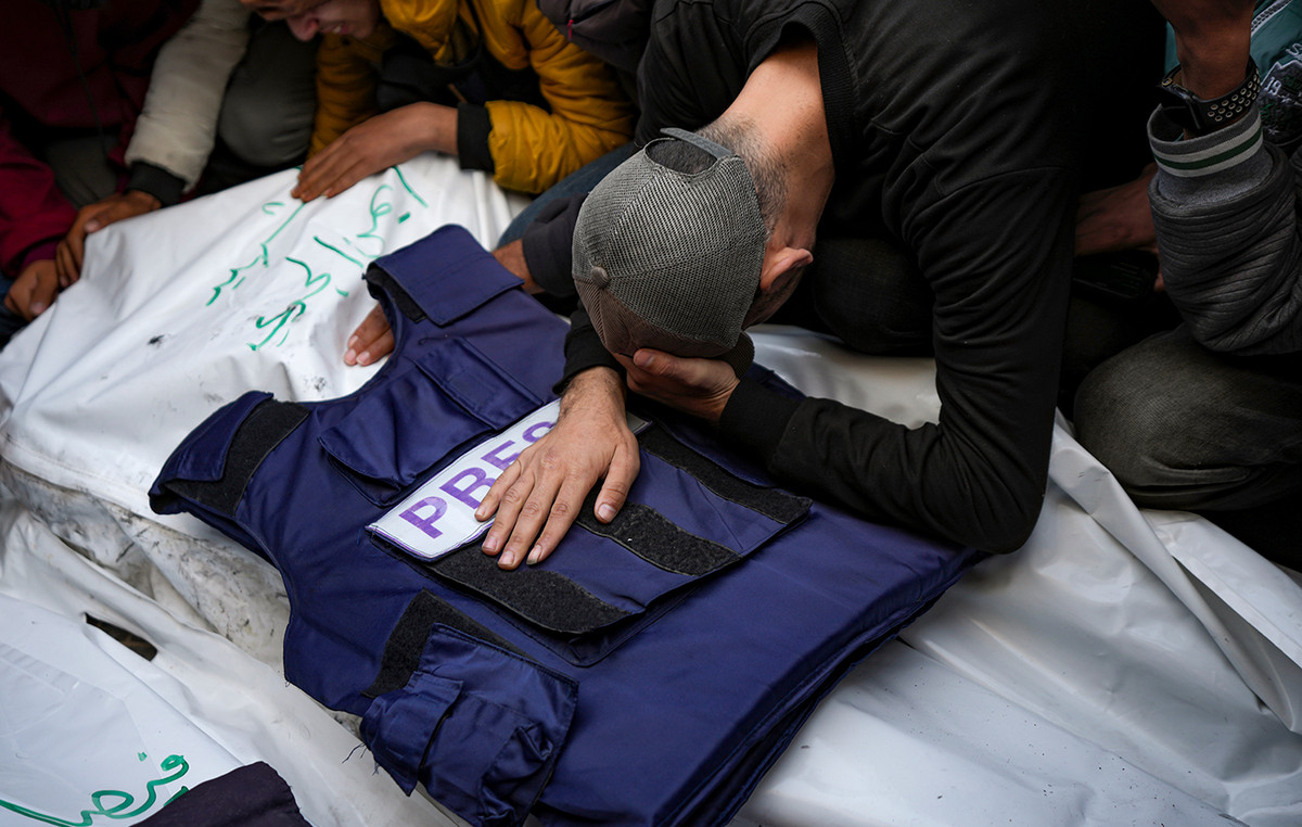 Hundreds of organizations ask Israel free access to foreign journalists in the Gaza Strip