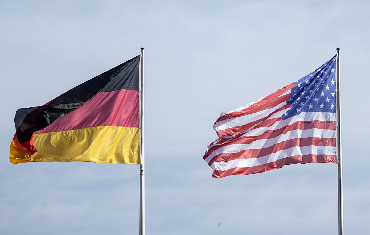 The German Foreign Minister characterizes “stormy” transatlantic relations shortly before the appointment of Merz-Trump