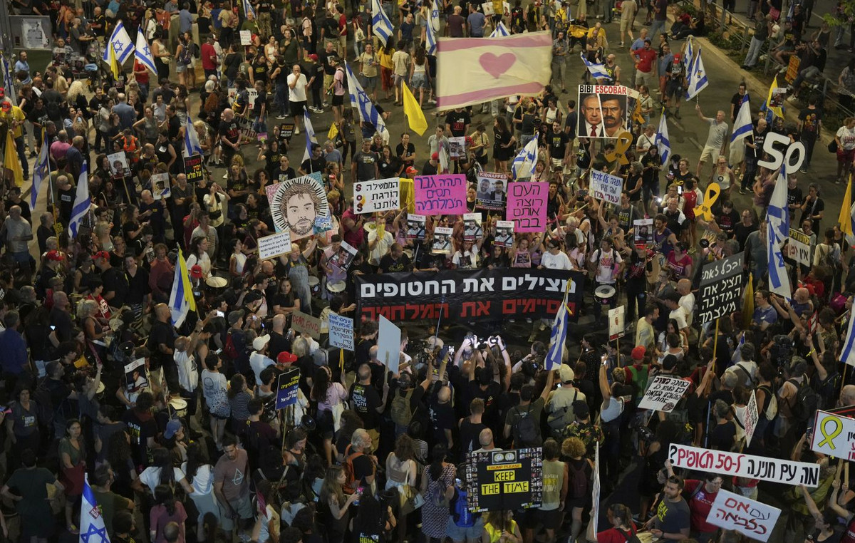 ‘We just need to take back ours’: Thousands on the streets of Israel for hostages in the Gaza Strip