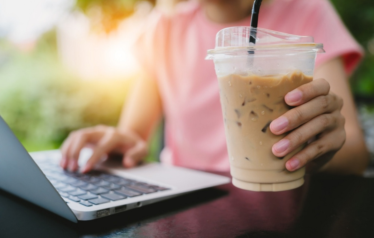Specialist reveals the viral trend of coffee that makes us weight: “It’s not a healthy trick”