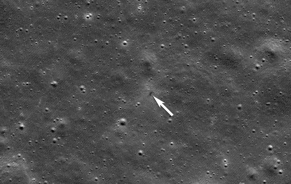NASA spaceship photo captures the spot on the Moon where it was hit by a Japanese boat