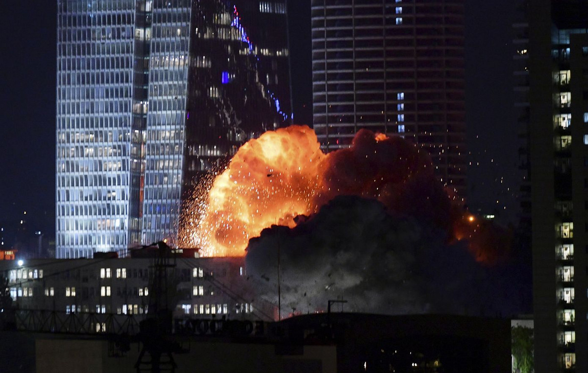 Consul Croatia in Israel and his wife were injured by Iranian missile attacks on Tel Aviv Consul Croatia in Israel and his wife were injured by Iranian missile attacks on Tel Aviv