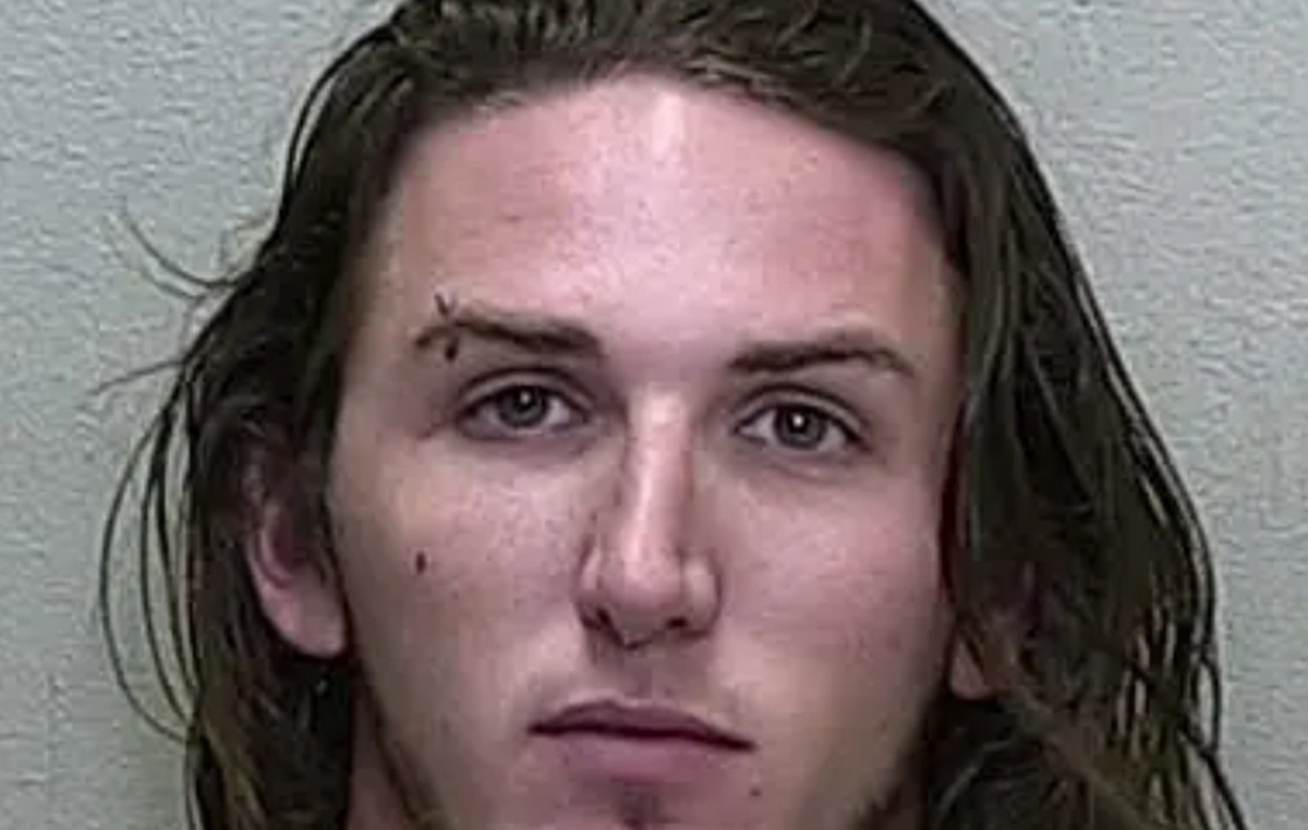 He broke the 2 -year -old spine and caused him bleeding to death because his mother split him up