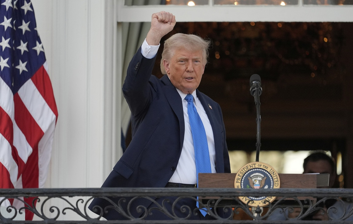 Trump blocks the US entry into 12 countries – who are included in the “blacklist”