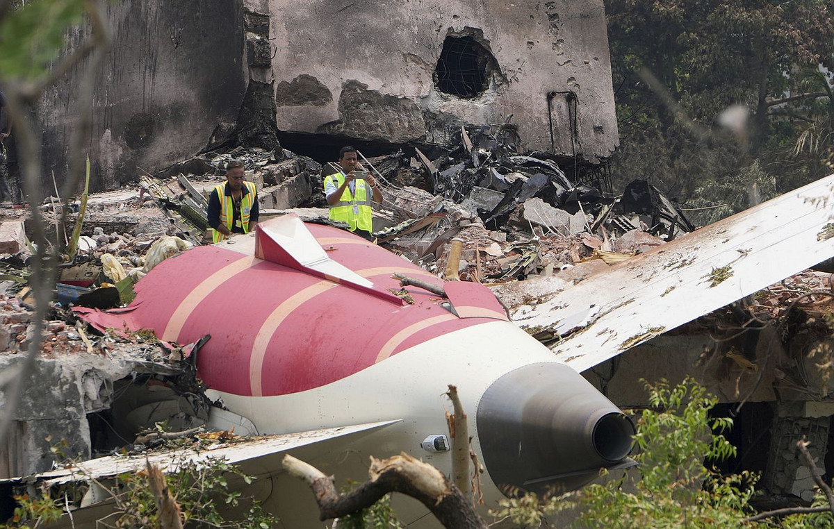 Boeing for Air India accident: no design or mechanical problem in Boeing 787 fuel switches
