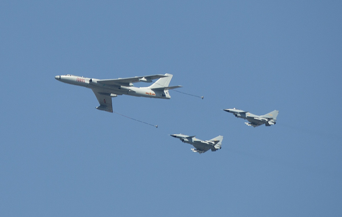 Iran is thinking of buying fighter aircraft from China