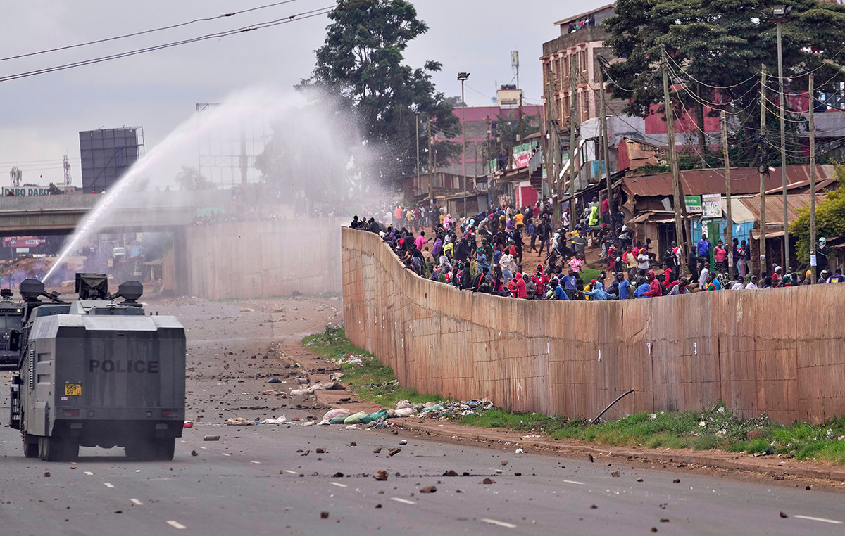 The anti -government riots continue in Kenya with 21 dead and 500 arrests