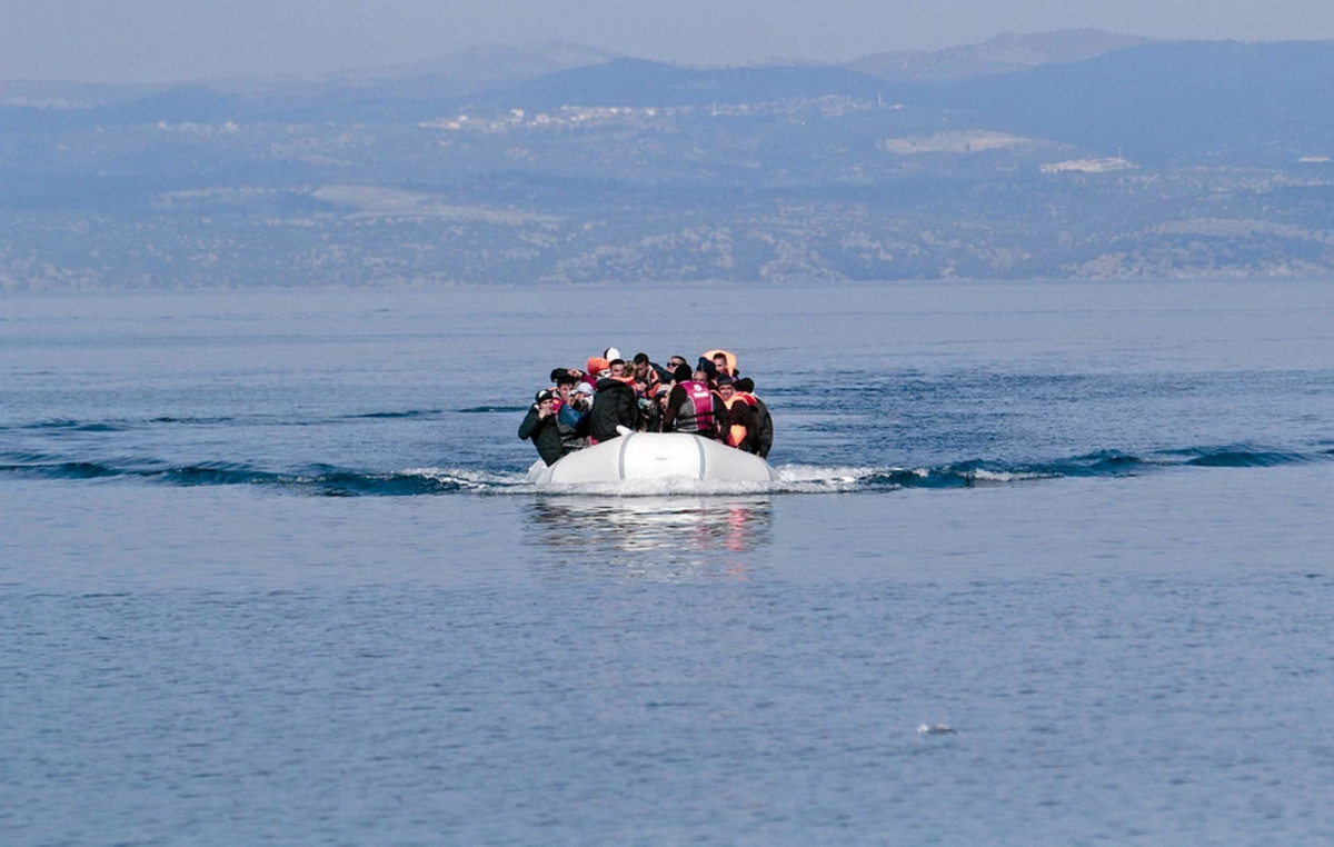 Libya: At least 18 immigrants were drowned and 50 missing after a ship wreck
