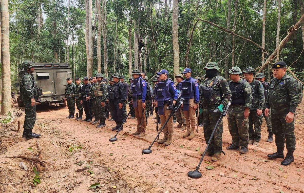 Fourth day of Thai – Cambodia: thirty -three dead and 200,000 displaced