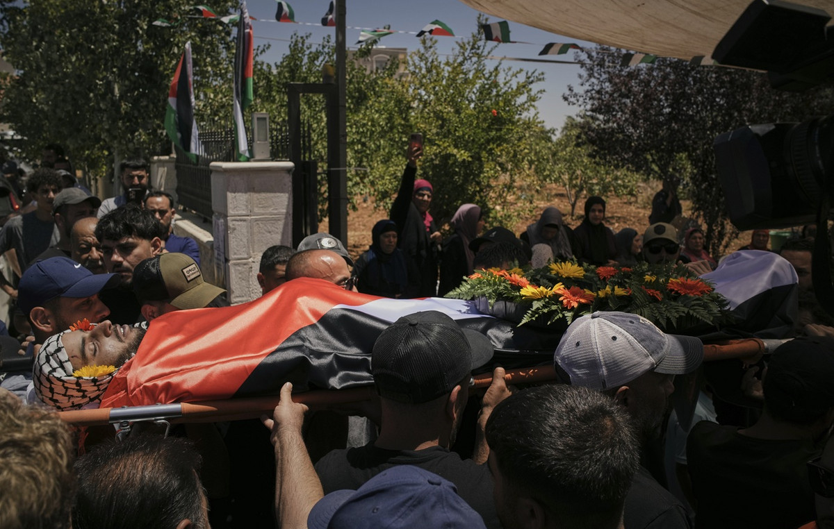 The US is calling for Israeli research on the death of the American who was beaten on the West Bank by settlers The US is calling for Israeli research on the death of the American who was beaten on the West Bank by settlers