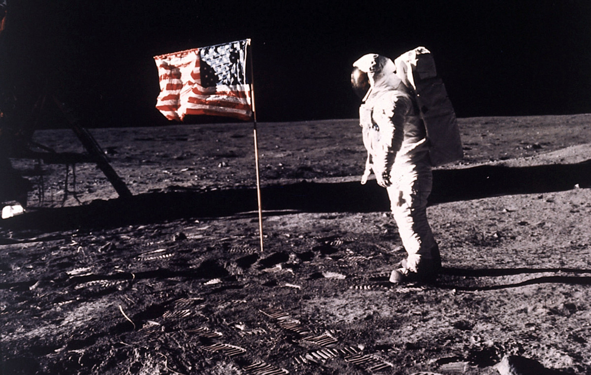 Conspiracy theories reblogged America – was Apollo 11’s attachment?