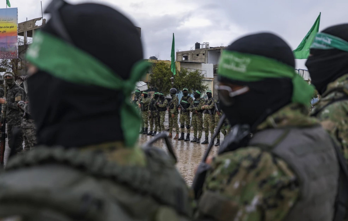 Hamas Answer to Israeli proposal: calls for withdrawal of troops to end war