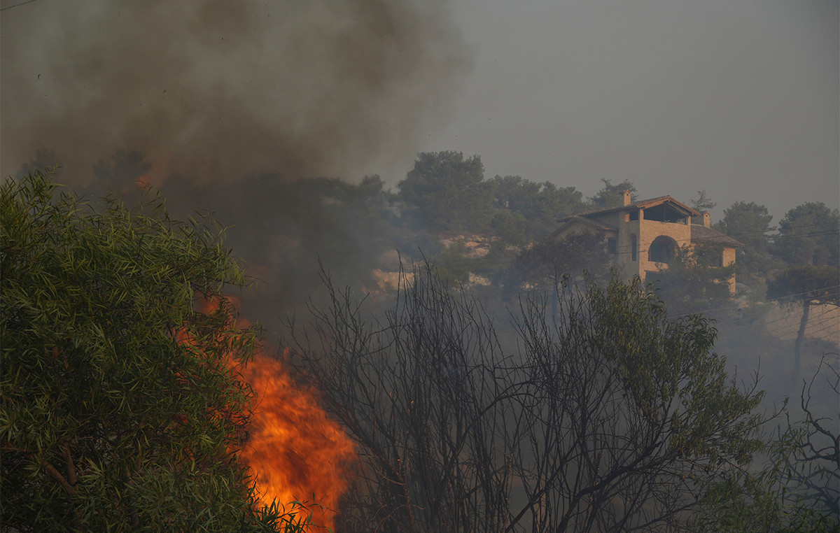 Hell in Limassol: 100,000 acres