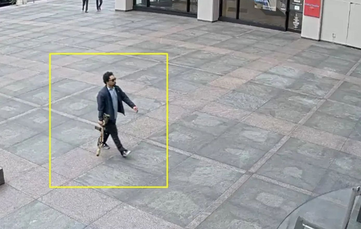 Terror in a skyscraper in Manhattan: The armed with the semi -automatic rifle that scattered death