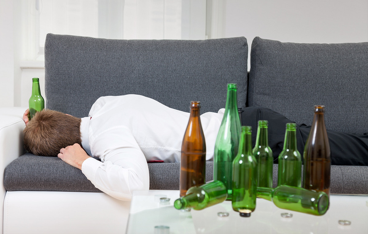 Man died after divorcing and for a month only drank beers – his son found dead