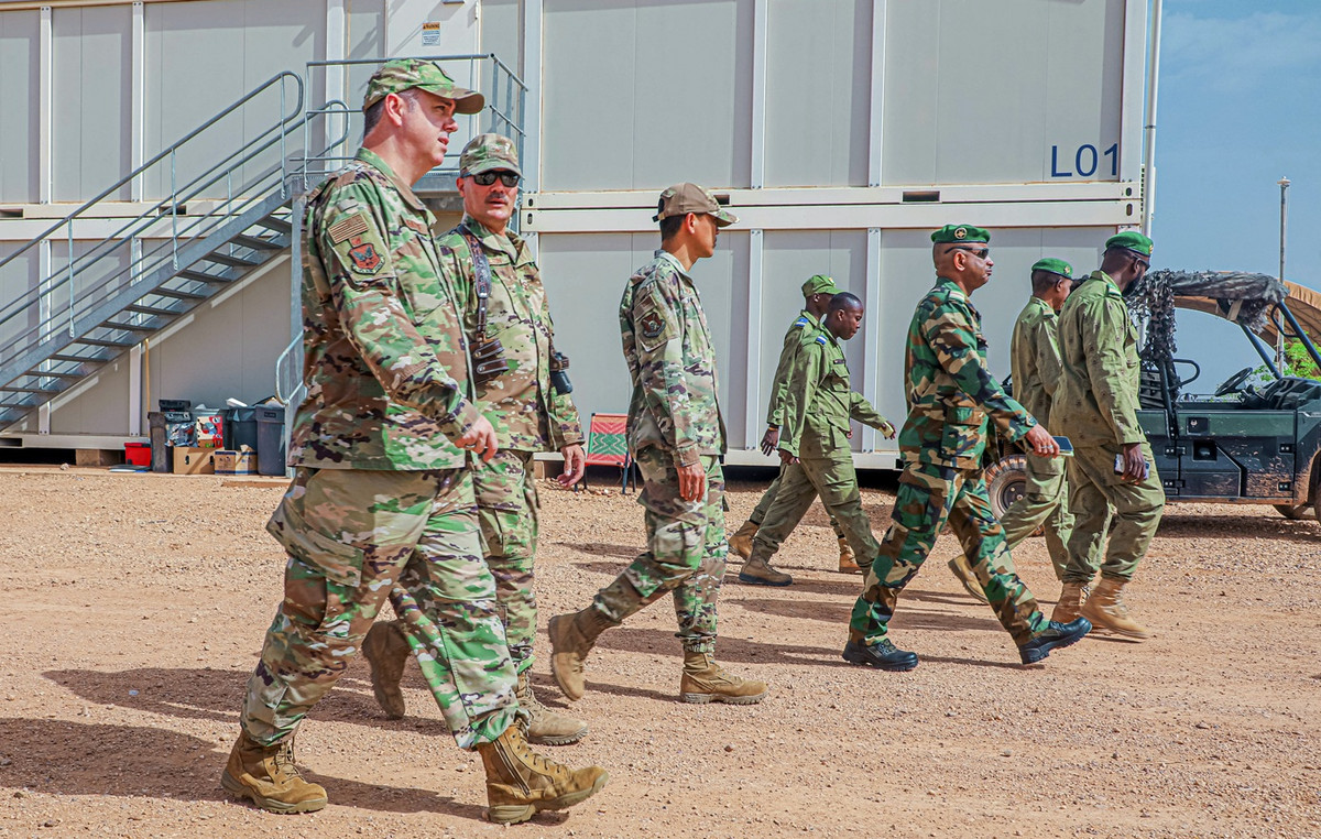 Two bloody jihadist attacks on Niger – ten soldiers dead