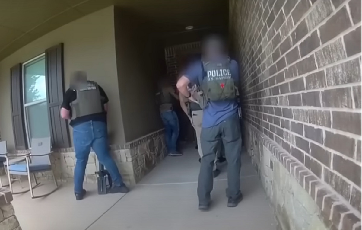 Video Documentary by the arrest of a pediatrician in Oklahoma who is accused of strangling the daughter in Florida