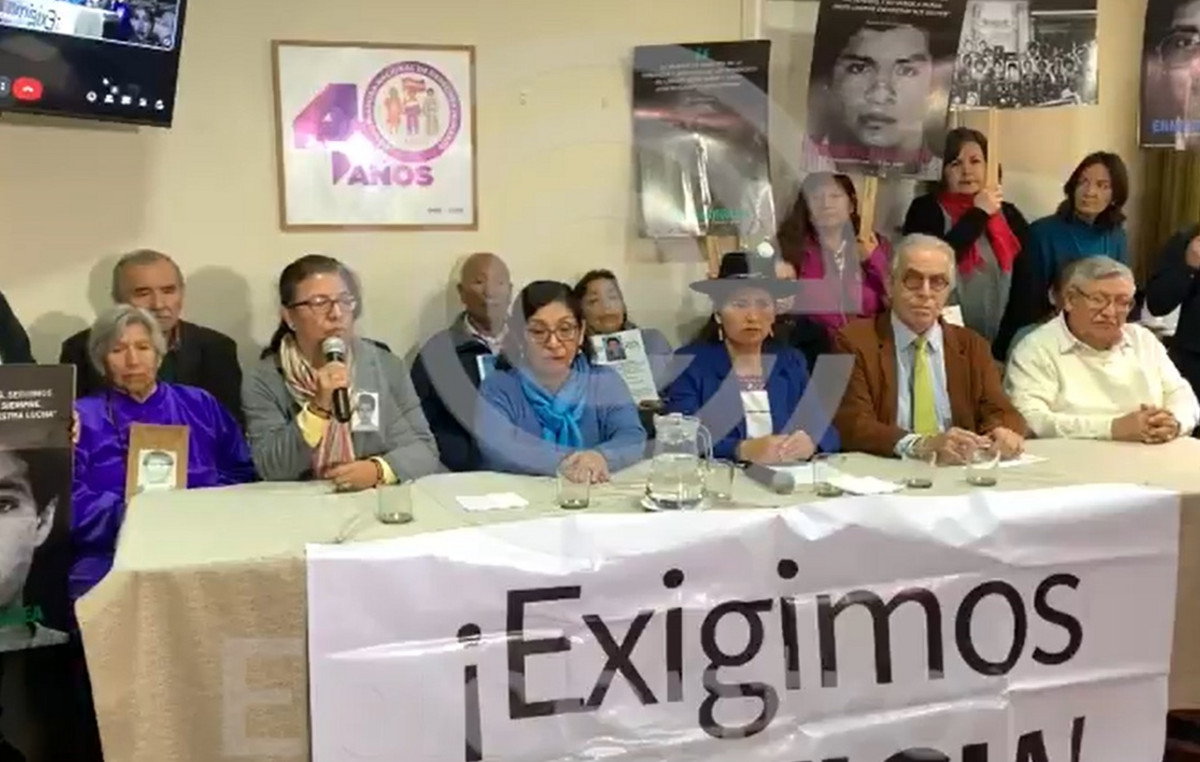 Indignation in Peru by relatives of victims for a bill that “rinses” civil crimes
