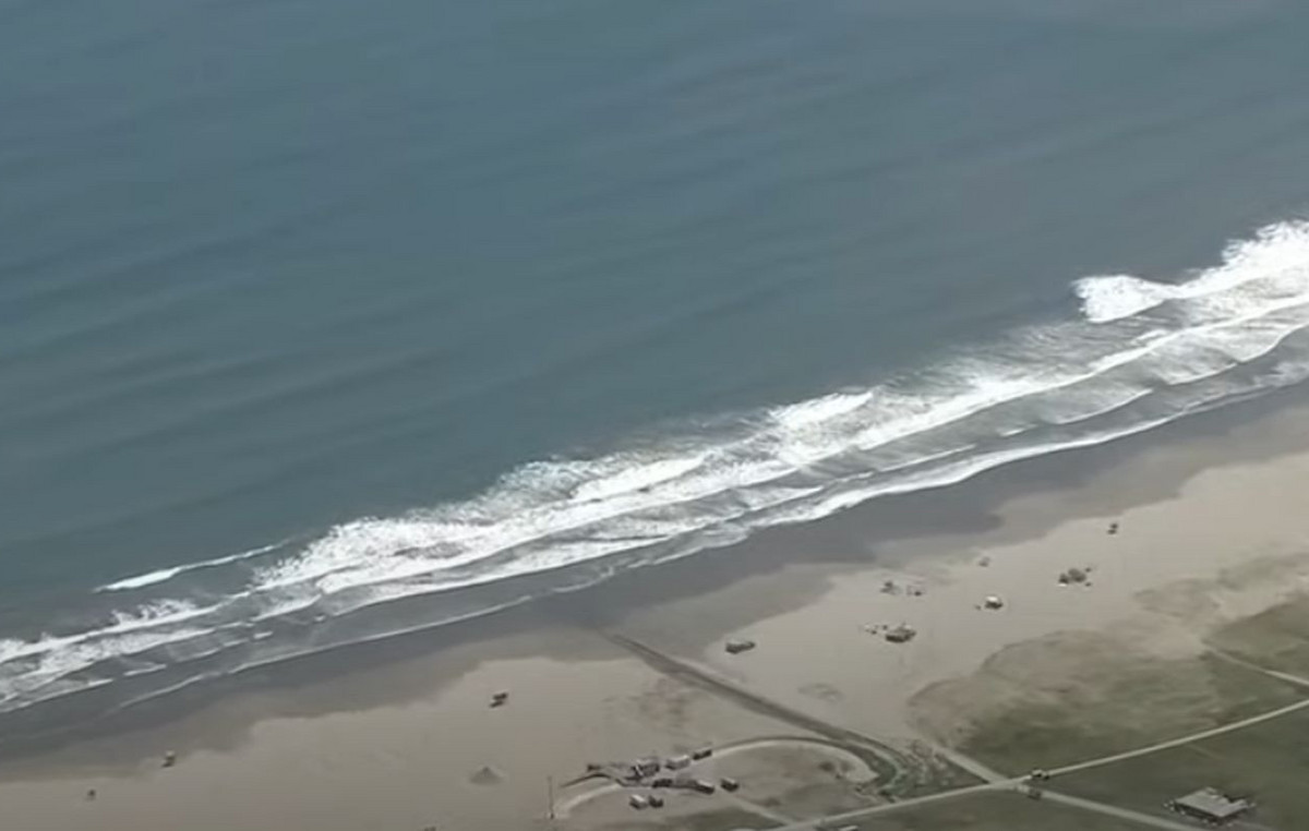 Scary pictures with tsunami and the moment they hit 8.8 Richter off Russia – Warnings for the whole Pacific