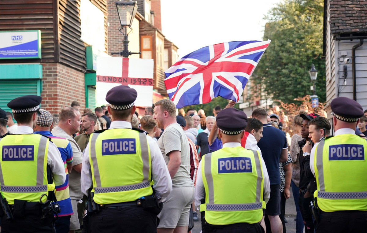 The British Government accelerates the examination of asylum requests amid anti -immigration demonstrations