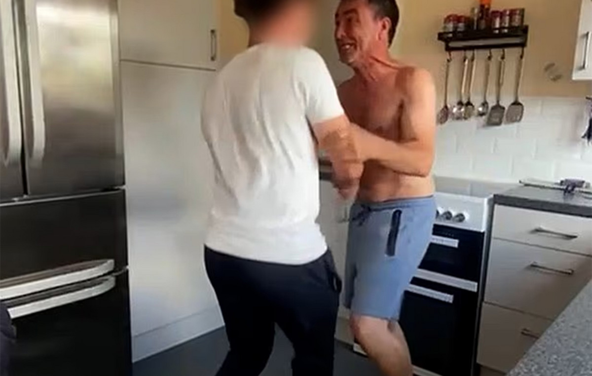 Cancer Father won 1 million pounds and surprised his son – planning a trip to Greece