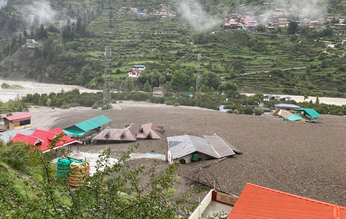 India: At least 4 dead and over 100 missing due to floods and landslides in Utarahad