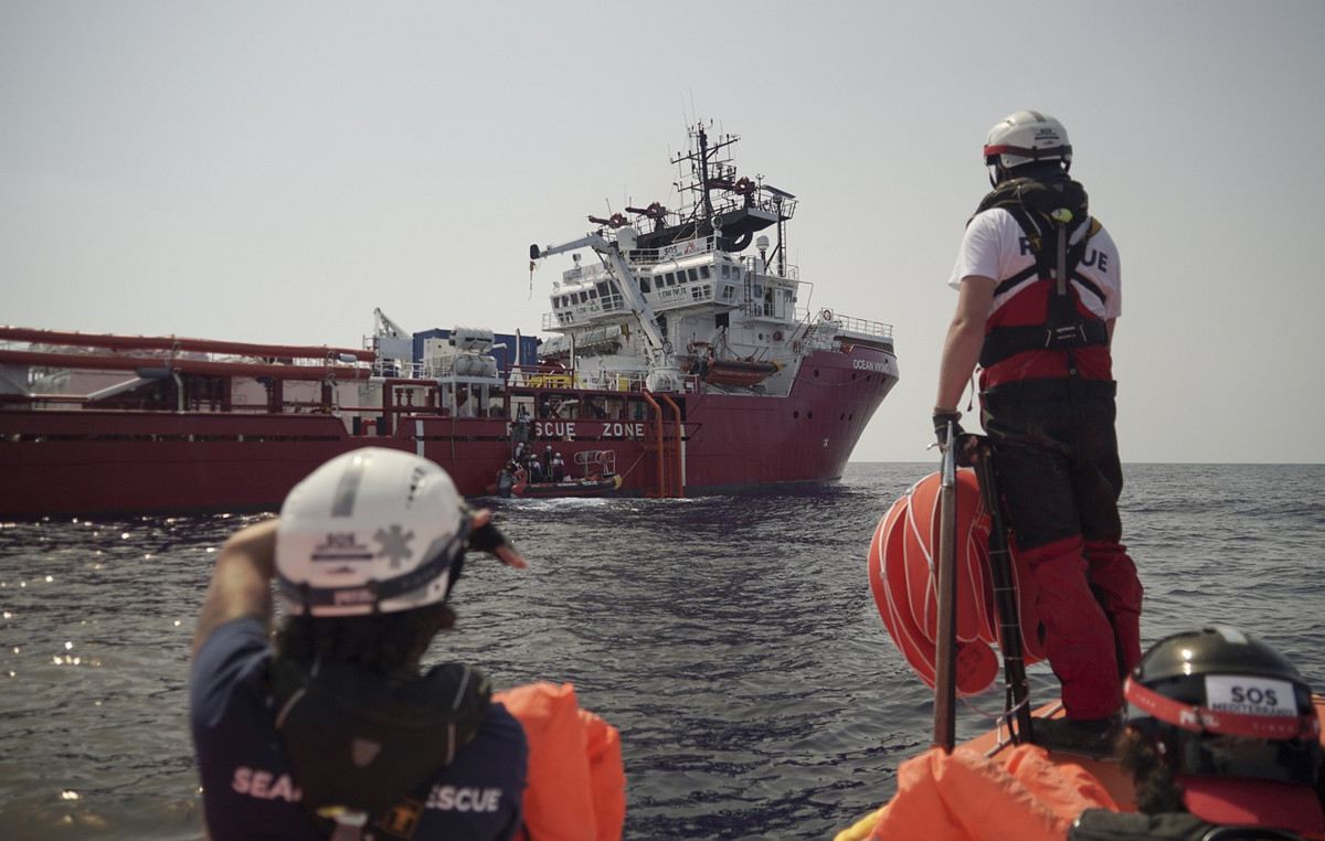 Libyan Coast Guard “opened fire” against Ocean Viking during an immigrant rescue operation