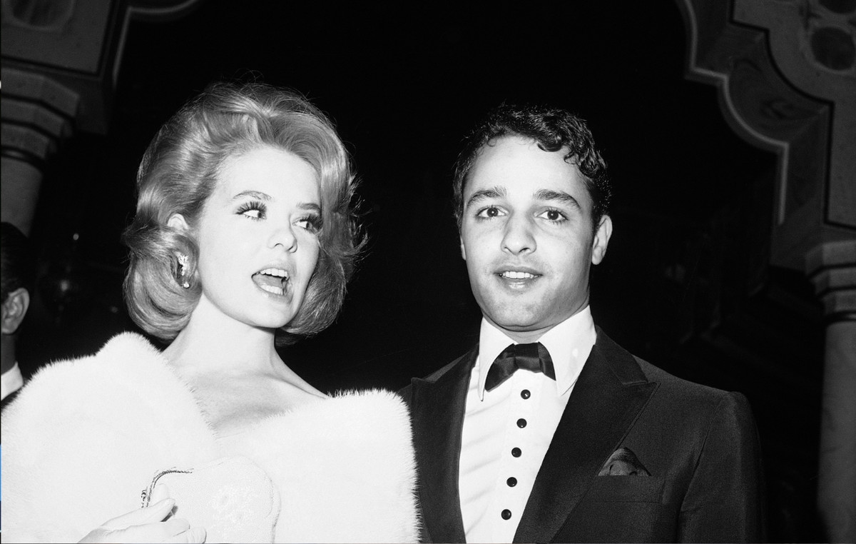 Conspiracy Theories around Sal Mineo’s murder: “Revolutionary Revolution” who never found justification
