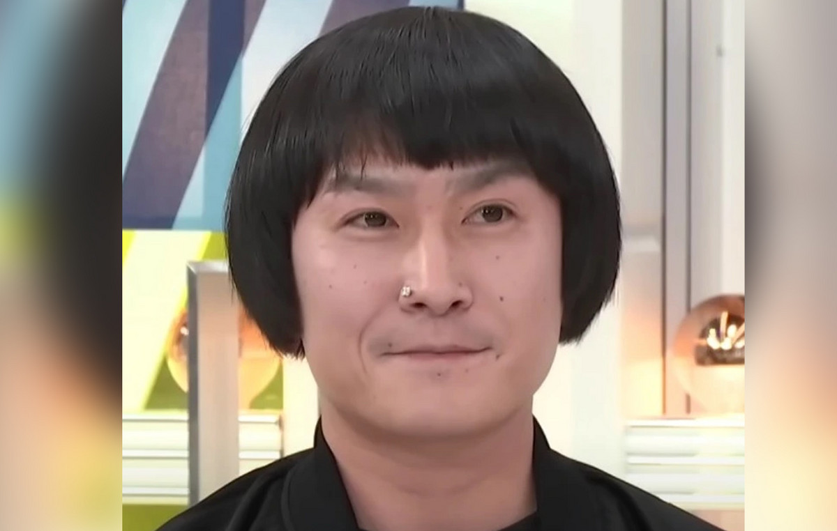 Sarantaris self -identified “age trans” and 28 years old – what a psychologist answered him