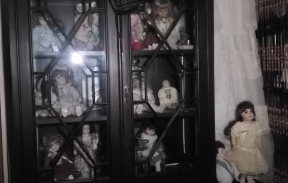 Available for rent the house in which the classic horror movie was shot, Poltergeist