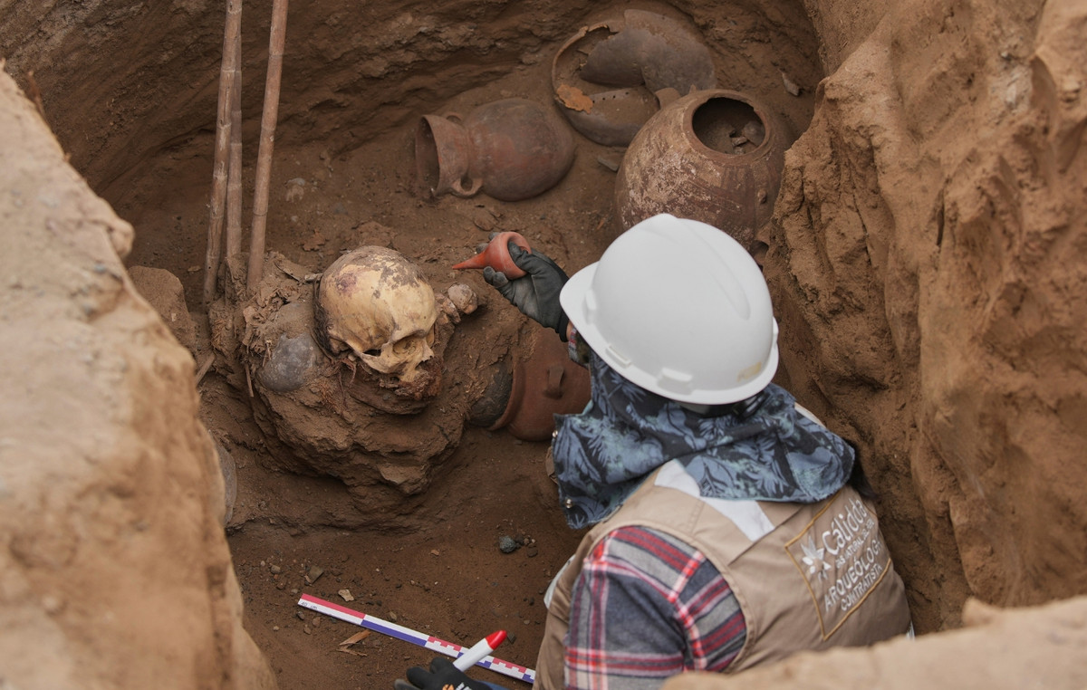 Anatrilic Discovery – Installed Gas Network and found mummy