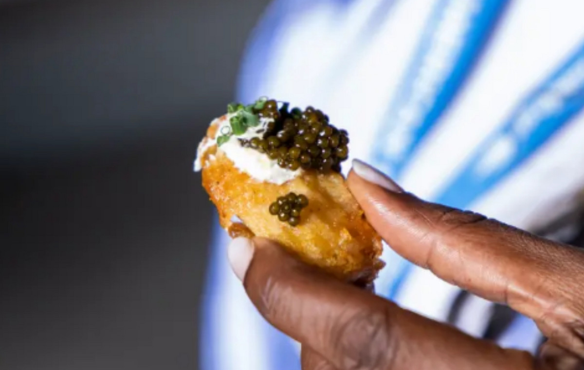 Salo on social media with chicken that costs $ 100 – ‘the worst I’ve eaten in my life’