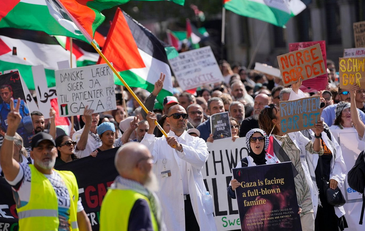 Denmark: A large demonstration in favor of Palestine and with the demand to end the war in Gaza in Copenhagen