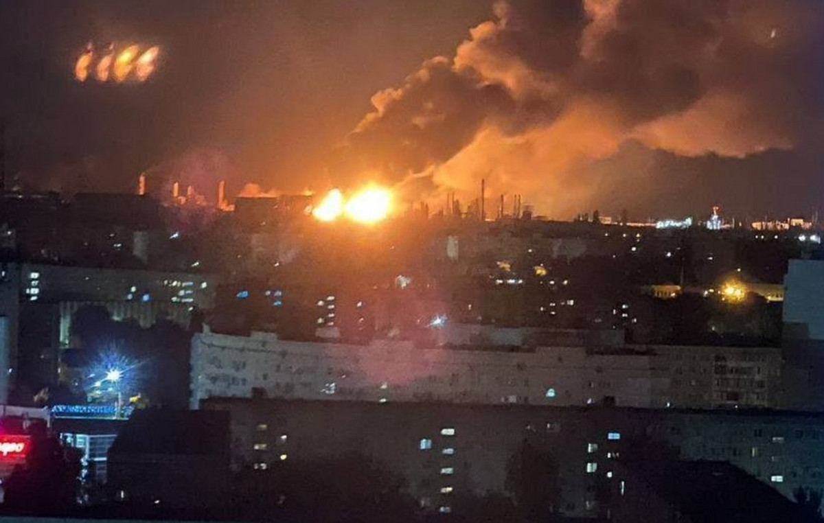 Fire in Volgograd Refinery After a Ukrainian attack with drones