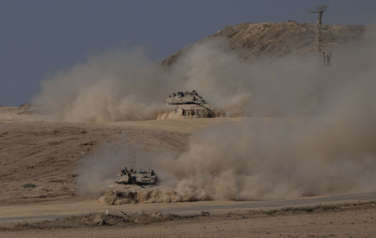 Troops on the outskirts of the city of Gaza, new settlements on the West Bank: Israel defies the international outcry
