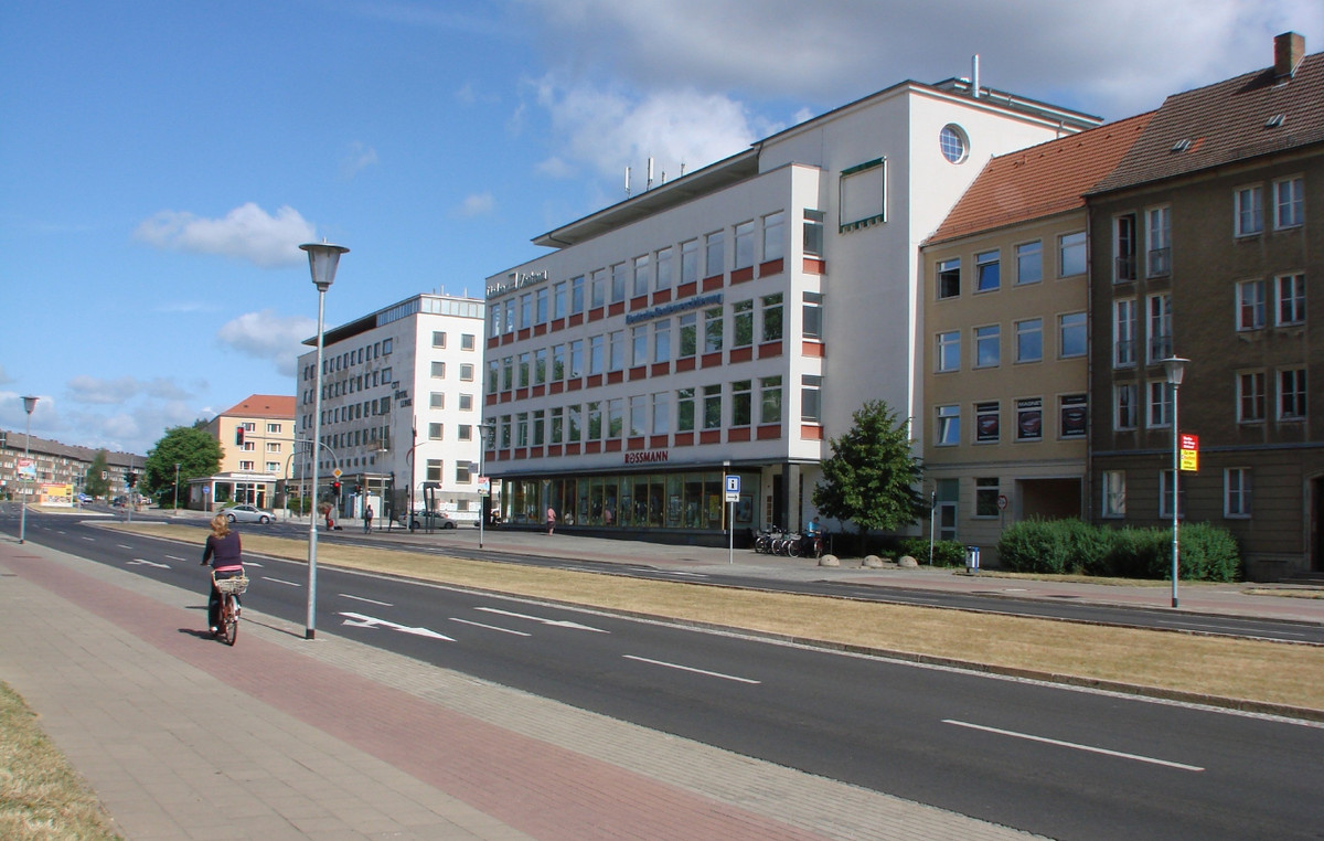 Breakfast for free accommodation in Soviet city in East Germany – Thousands of applications from around the world