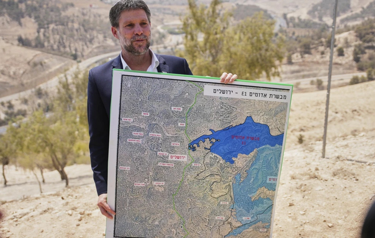 Paris “invites Israel to abandon his plan” to erect a new settlement in the West Bank