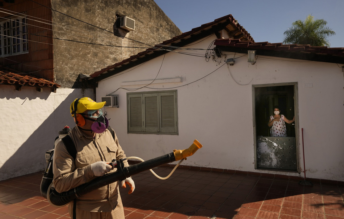 Extraordinary measures in China to control the chikungunya virus explosion – disinfectants, fines and drones