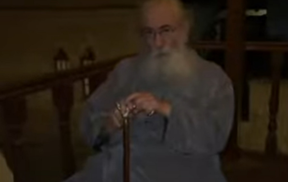 “Coups” hold Archbishop Damian “Homer” – they threw food into the cats and do not let him take his medicines