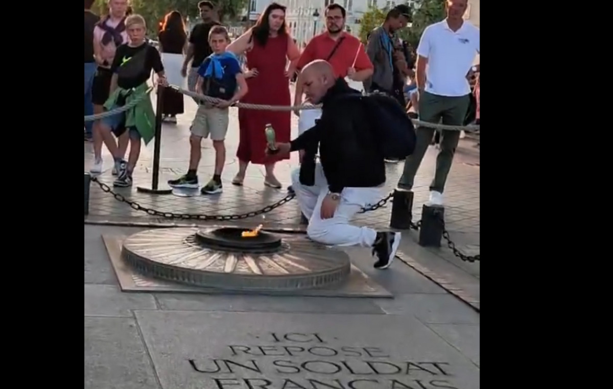Anger for a man who lit a cigarette with the flame from the unknown soldier’s monument in Paris