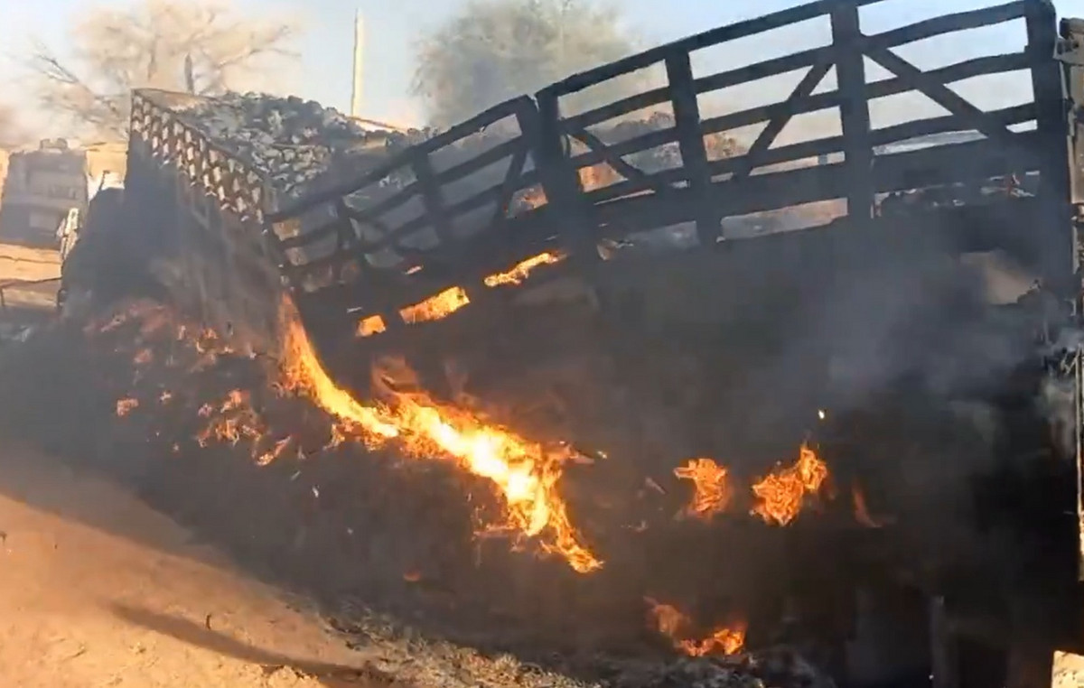 Vehicle of the world feeding program was attacked in Darfur