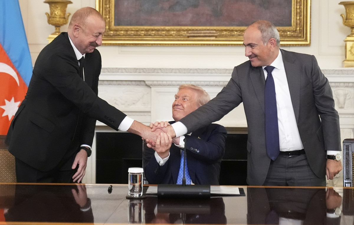 Azerbaijan and Armenia signed the Peace Agreement in the White House with Trump