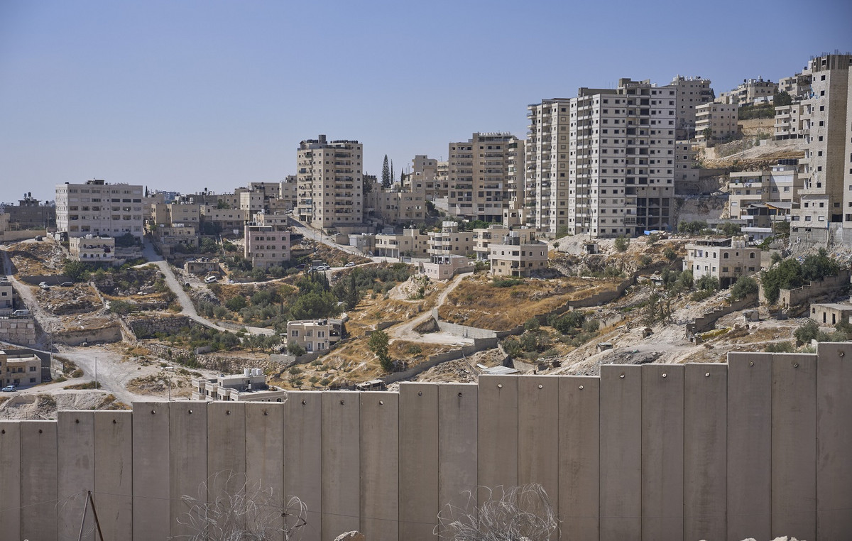 Twenty -one countries condemn the “unacceptable” Western Bank settlement plan that approved Israel