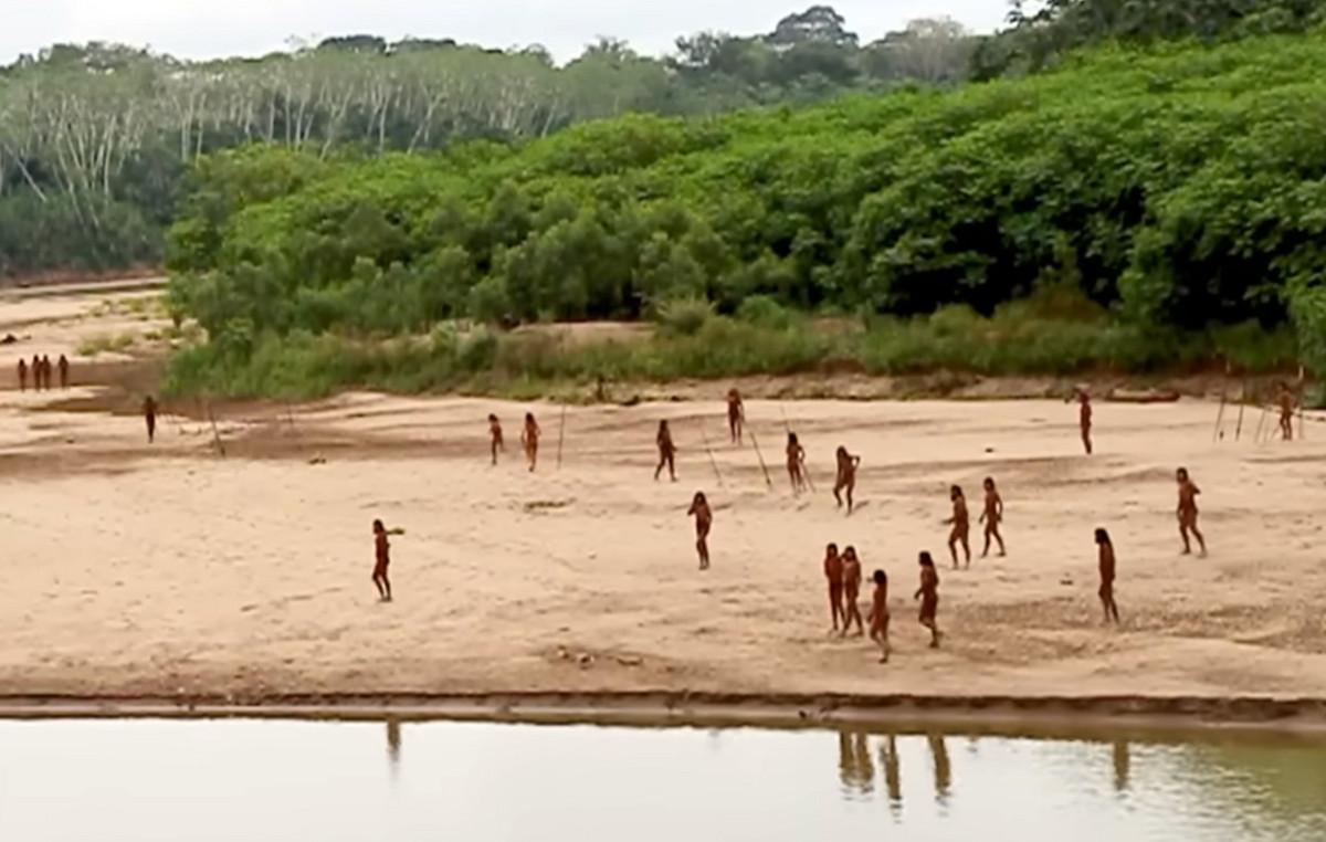 In contact with the “outside world” comes for the first time one of the most secluded tribes of indigenous – “are in danger”